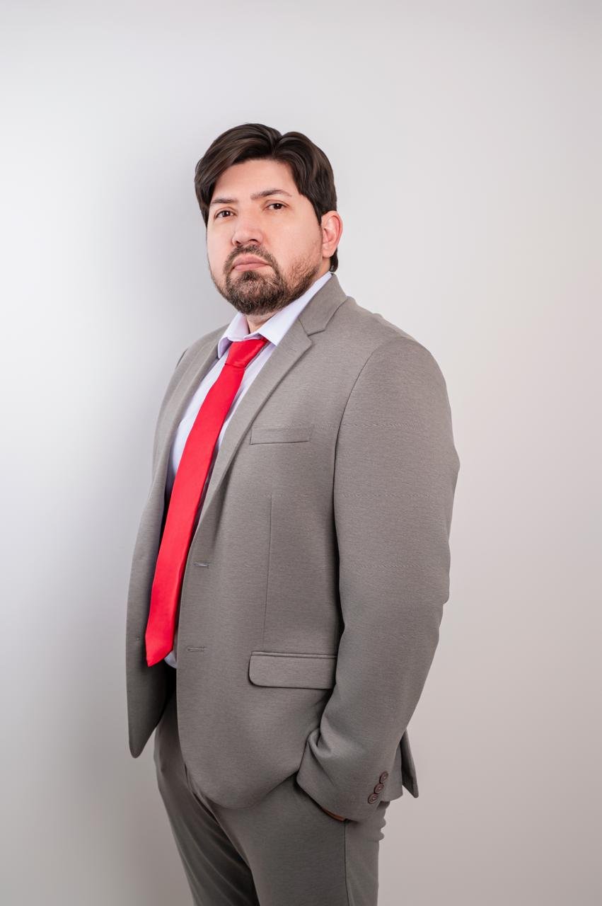 Imagem do Dr. Ederson Ayres